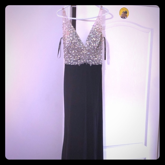 BEAUTIFUL JOVANI DRESS-NIGHT OUT - Picture 1 of 4